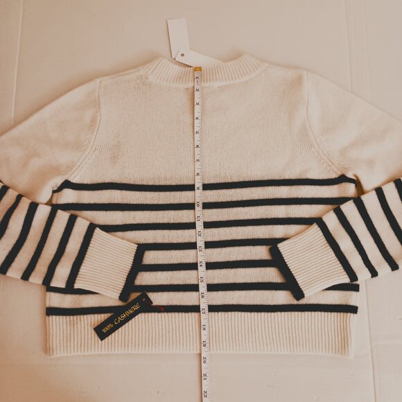 Cashmere Cream & Black Stripe Crop Sweater Cabincore Scandigirl Cozy Size L NWT - Picture 13 of 16